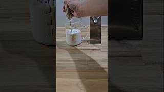 Aerolatte Handheld Milk Frother [upl. by Vigen]